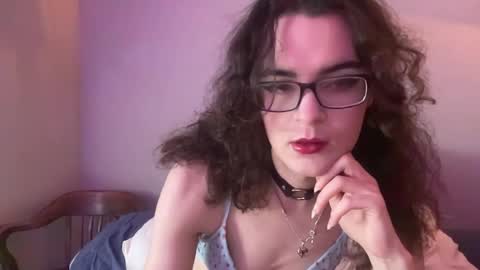 Snapshot of hazelpeppermint chatting on April 21, 8:44 pm Hazel online show from April 21, 8:44 pm