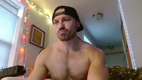 Snapshot of hbdude27 chatting on October 17, 12:14 am RinnDude35 online show from October 17, 12:14 am