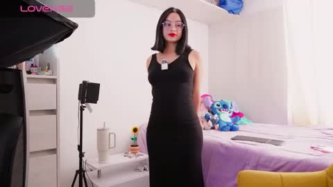 hearmymoans_18 online show from March 13, 3:07 pm