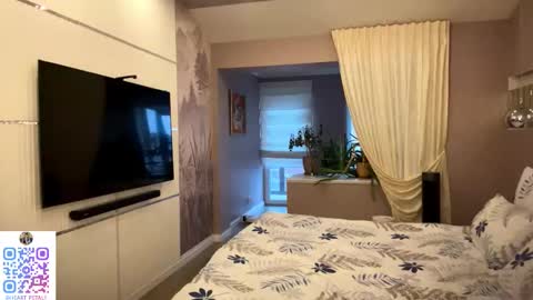 Mona online show from November 29, 10:29 am