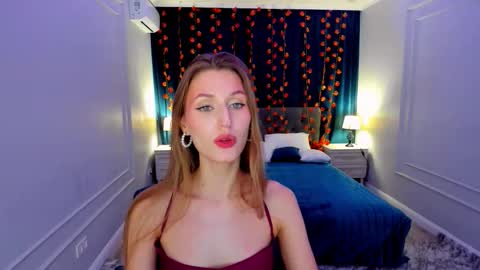 heartedlove_1 online show from November 10, 4:33 am