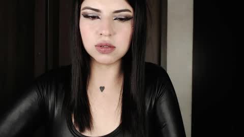 HEATHER DEMONZX   Please help me to reach 100 thumbs up online show from April 2, 12:19 am