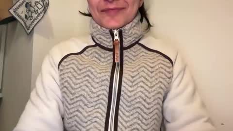 Snapshot of heatherfish chatting on February 26, 8:52 pm heatherfish online show from February 26, 8:52 pm