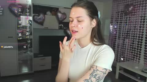 Heather online show from February 11, 5:12 am