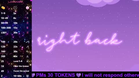 Snapshot of heathersfeet4u chatting on March 1, 9:07 am Heather online show from March 1, 9:07 am