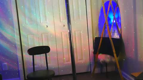 Heavenllyy online show from October 4, 1:58 am