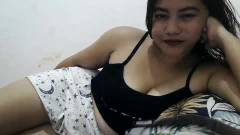 heavenlyeyes69 online show from October 9, 11:25 pm