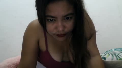 heavenlyeyes69 online show from October 14, 7:25 pm