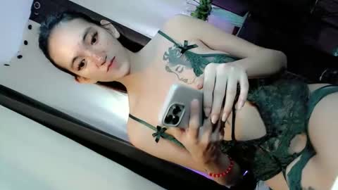 Heavenly online show from December 13, 10:04 pm