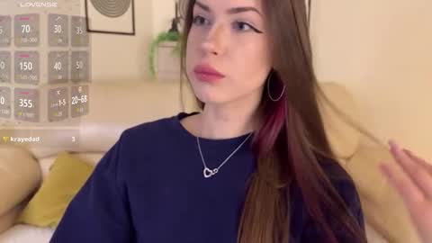 heavenmoth online show from January 18, 12:31 pm