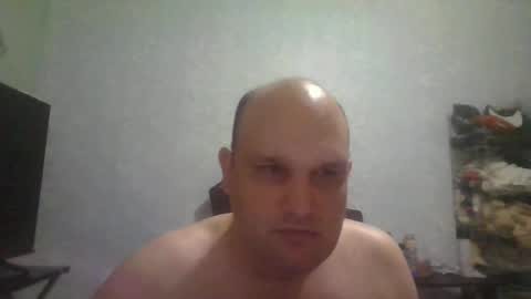 Snapshot of heavy_rebellxc chatting on June 16, 4:37 am Heavy Rebell online show from June 16, 4:37 am