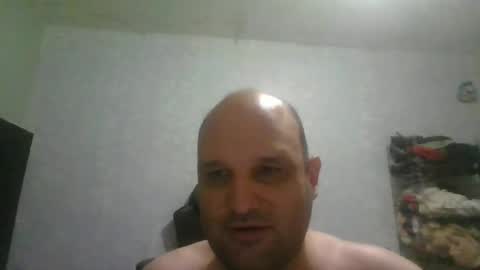 Snapshot of heavy_rebellxc chatting on June 19, 8:51 am Heavy Rebell online show from June 19, 8:51 am