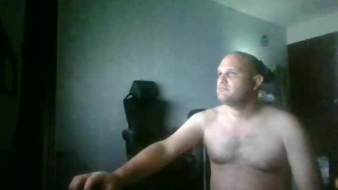 Snapshot of heavy_rebellxc chatting on July 6, 5:37 am Heavy Rebell online show from July 6, 5:37 am