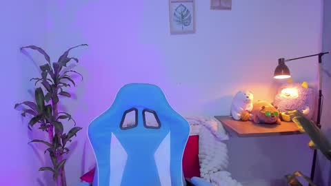 Amandabelk online show from December 9, 4:23 am