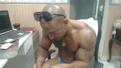 Snapshot of hebertgomes chatting on June 12, 4:55 am hebertgomes online show from June 12, 4:55 am
