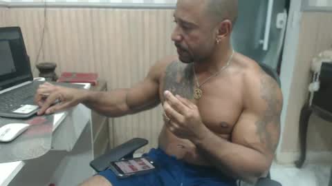Snapshot of hebertgomes chatting on June 19, 2:05 am hebertgomes online show from June 19, 2:05 am