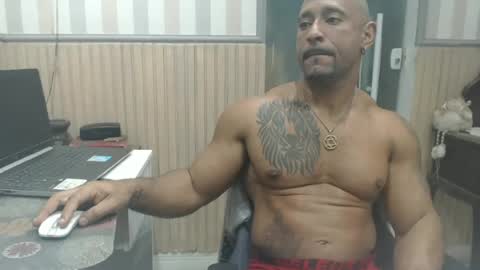 Snapshot of hebertgomes chatting on June 27, 11:10 pm hebertgomes online show from June 27, 11:10 pm