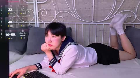 Snapshot of heejinwang chatting on December 16, 4:28 am HEEJIN online show from December 16, 4:28 am