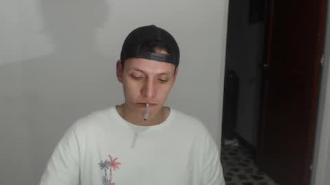 hefesto_69 online show from December 4, 1:15 am