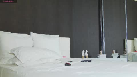 Helen online show from October 15, 2:33 am