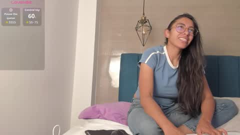 heidi_feuer online show from October 15, 12:49 pm