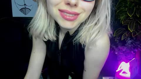 Heidi online show from February 3, 1:51 pm