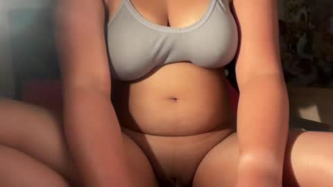 heidirose256 online show from July 1, 10:42 pm