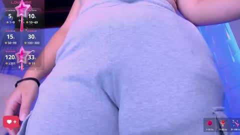 Snapshot of heidy_jhons chatting on September 12, 4:23 am Heidy online show from September 12, 4:23 am
