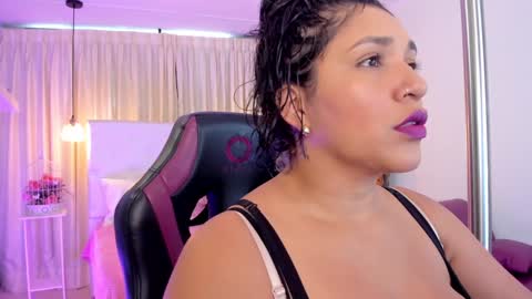              online show from December 7, 3:52 pm