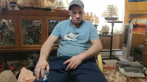Snapshot of heisherrmann chatting on April 28, 5:29 pm xxScubaStevexx online show from April 28, 5:29 pm