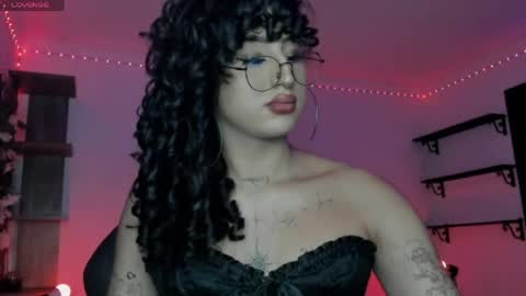 Snapshot of heka_prudence chatting on April 18, 4:16 am Heka Prudence online show from April 18, 4:16 am