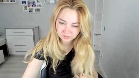 Helen sven online show from May 10, 5:34 am
