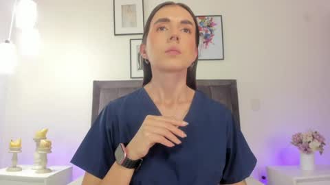 Helen  online show from June 11, 12:47 pm