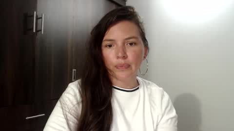 Snapshot of helena018 chatting on October 14, 12:00 am helena online show from October 14, 12:00 am