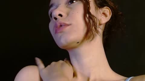  -- EE -- online show from December 15, 12:48 am