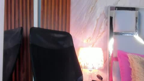 Helena Santos  online show from June 26, 11:36 am