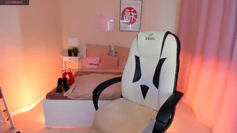 Helena online show from November 15, 9:50 am