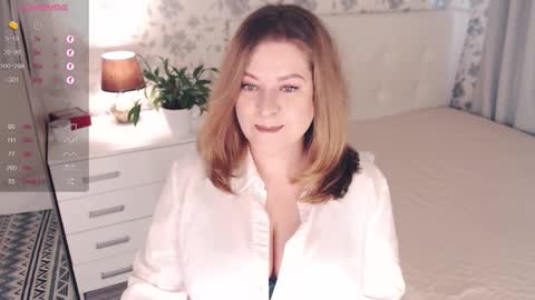 Helena Bonham online show from October 15, 6:35 am