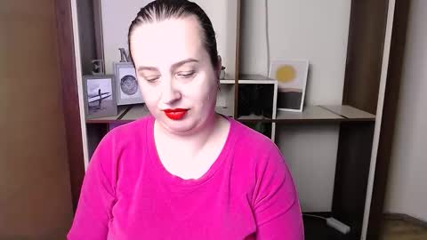 Helen online show from December 15, 8:07 am