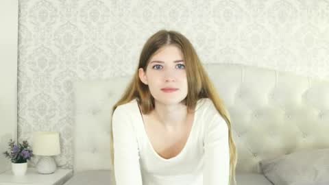 Sarah  here Help to make 100 thumbs up  online show from March 9, 8:10 pm