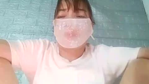 Snapshot of helenna_00 chatting on October 1, 11:16 am helenna_00 online show from October 1, 11:16 am