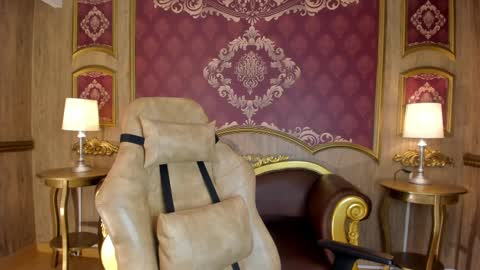 Snapshot of helenstanfordd chatting on September 18, 12:29 pm Helen or Hells online show from September 18, 12:29 pm