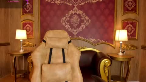 Snapshot of helenstanfordd chatting on September 25, 11:58 am Helen or Hells online show from September 25, 11:58 am