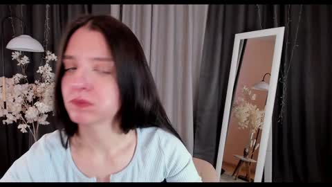 Snapshot of helentasty_ chatting on January 17, 3:12 am Helen online show from January 17, 3:12 am