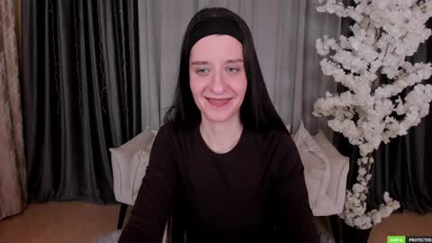 Snapshot of helentasty_ chatting on January 24, 12:10 pm Helen online show from January 24, 12:10 pm