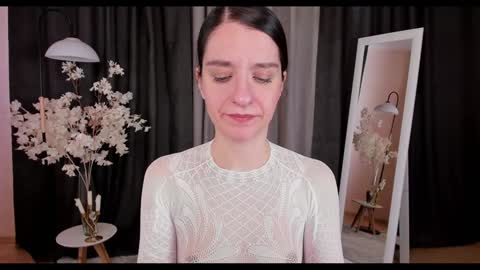 Snapshot of helentasty_ chatting on February 3, 6:34 am Helen online show from February 3, 6:34 am