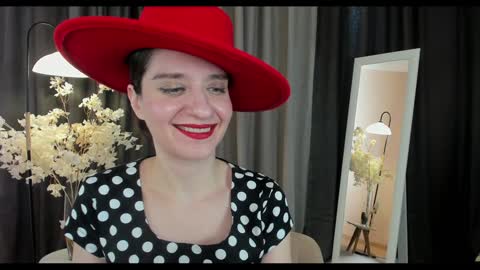 Snapshot of helentasty_ chatting on February 7, 6:24 am Helen online show from February 7, 6:24 am