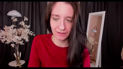 Snapshot of helentasty_ chatting on February 12, 6:40 am Helen online show from February 12, 6:40 am