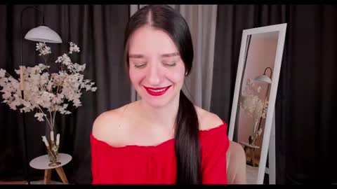 Snapshot of helentasty_ chatting on February 14, 3:33 am Helen online show from February 14, 3:33 am