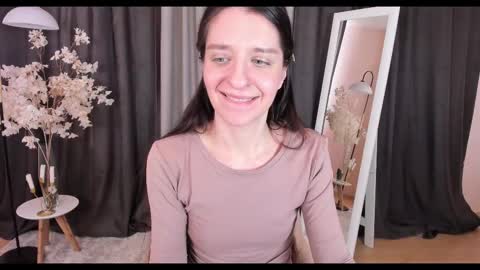 Snapshot of helentasty_ chatting on February 22, 9:01 am Helen online show from February 22, 9:01 am